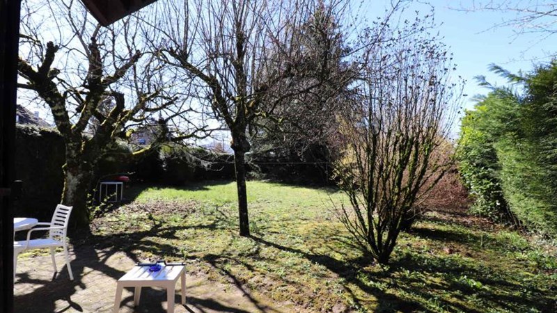 LES BOSSONS LES BOSSONS