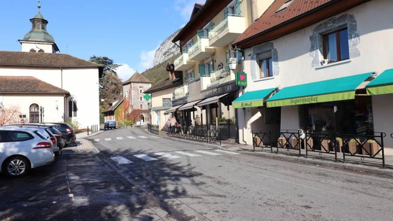 LES CHARMILLES LES CHARMILLES