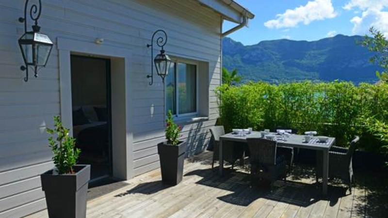 L'ORCHIDEE L'ORCHIDEE