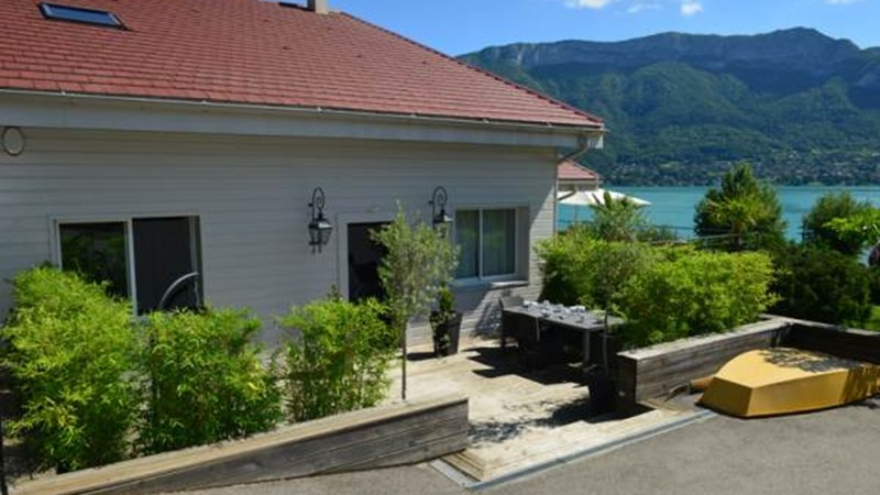 L'ORCHIDEE L'ORCHIDEE